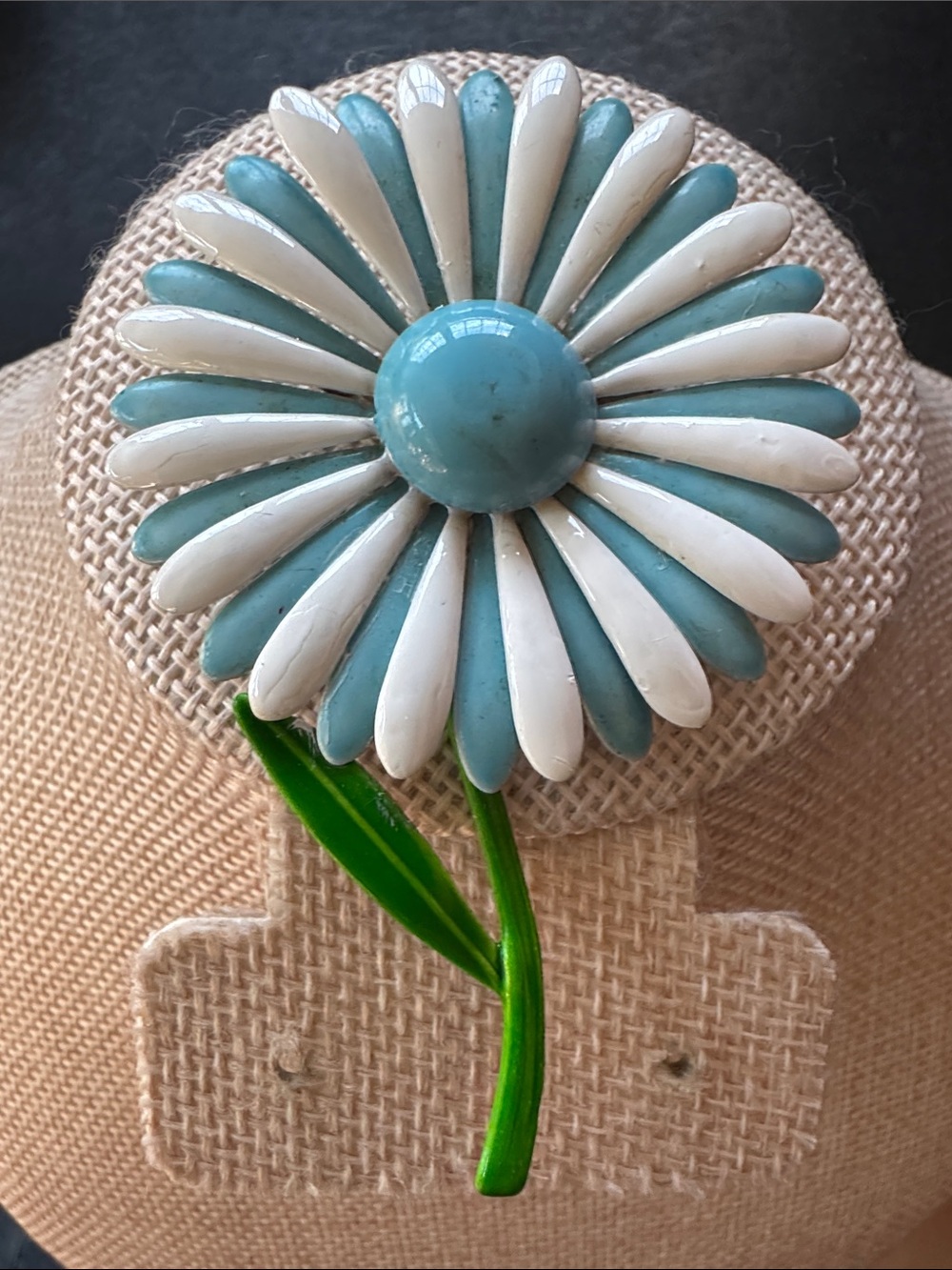 VTG 1960s Mod Enamel Flower Brooch Daisy Blue & White Flower Power
